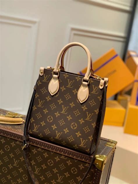 louis vuitton estampado marrón